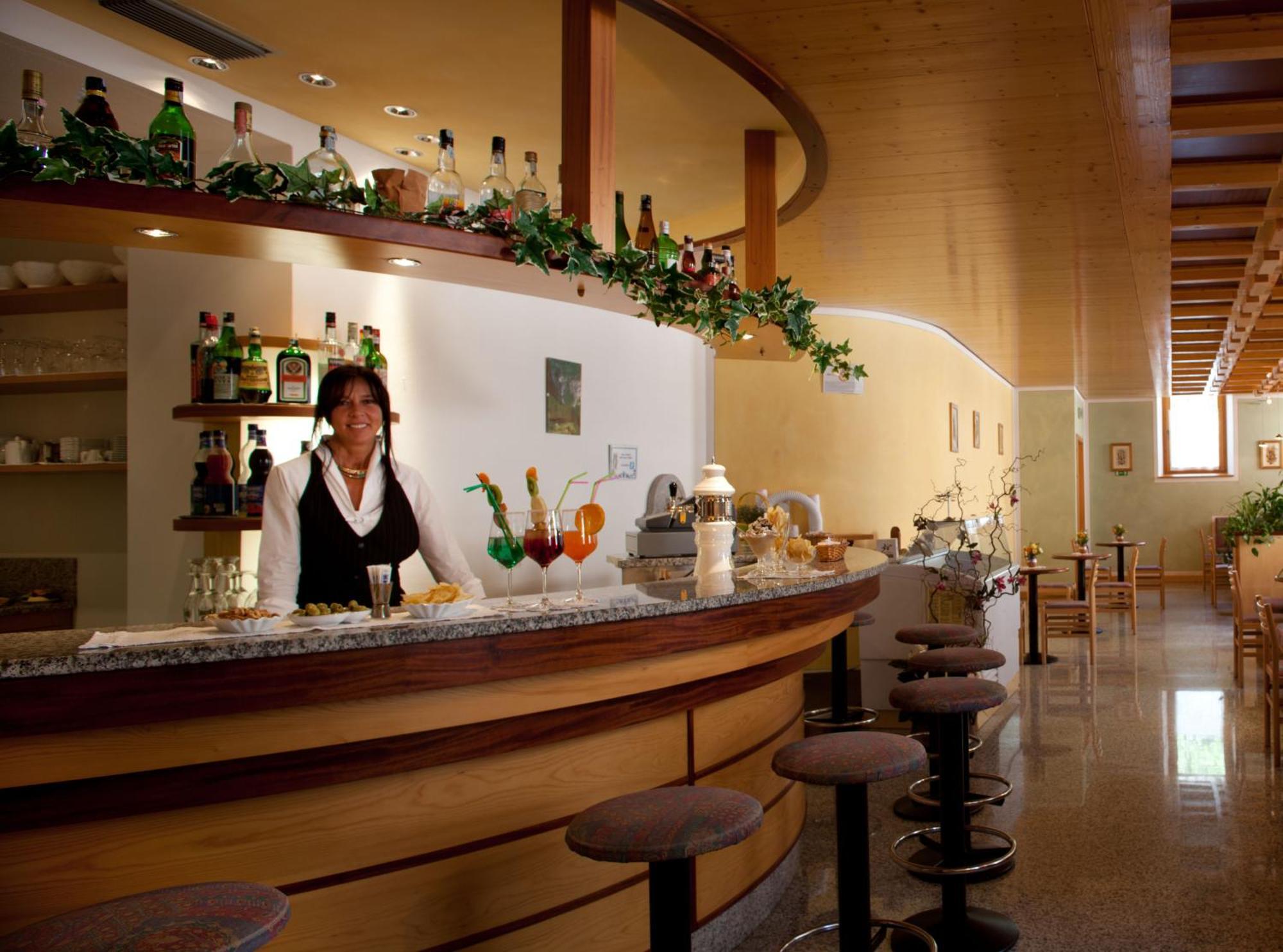 Bagni di Rabbi Hotel Terme Di Rabbi מראה חיצוני תמונה