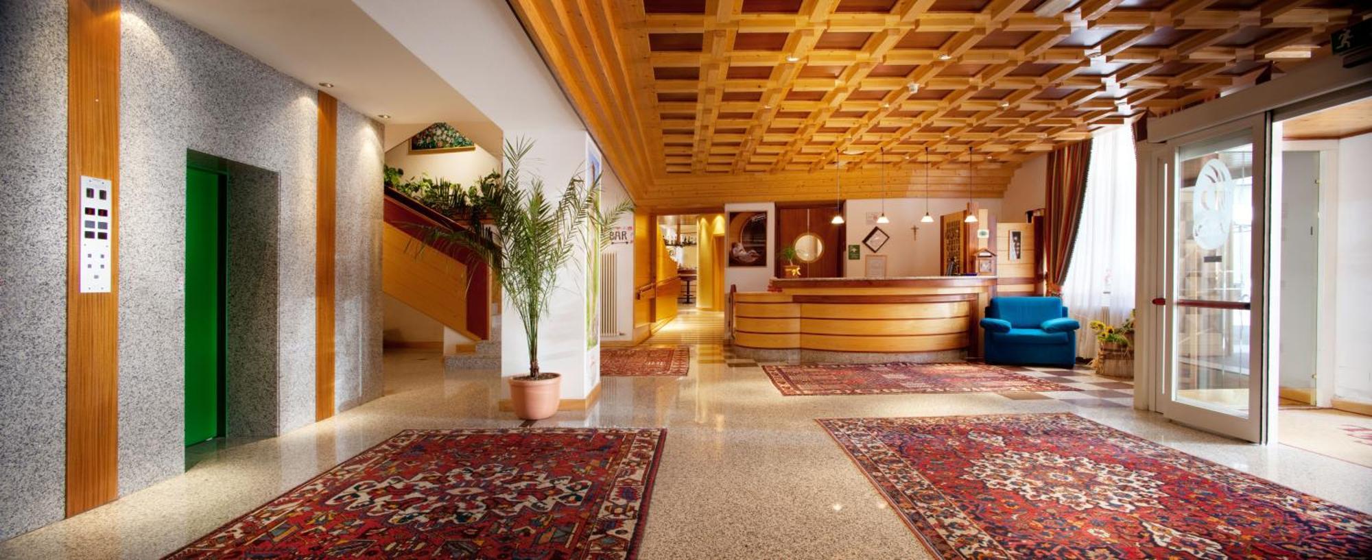Bagni di Rabbi Hotel Terme Di Rabbi מראה חיצוני תמונה